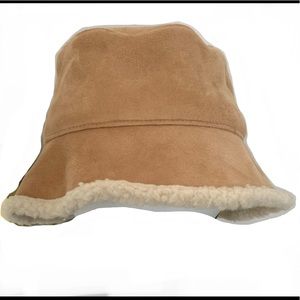 Nine West Faux Shearling Bucket Hat